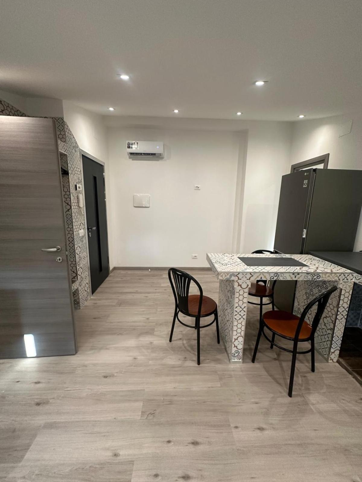 Oh Apartments Fiera Verona Luaran gambar
