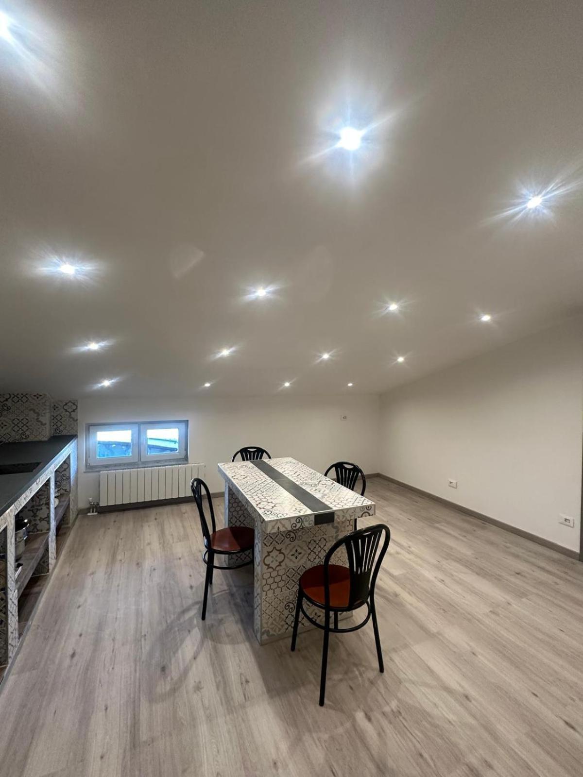 Oh Apartments Fiera Verona Luaran gambar